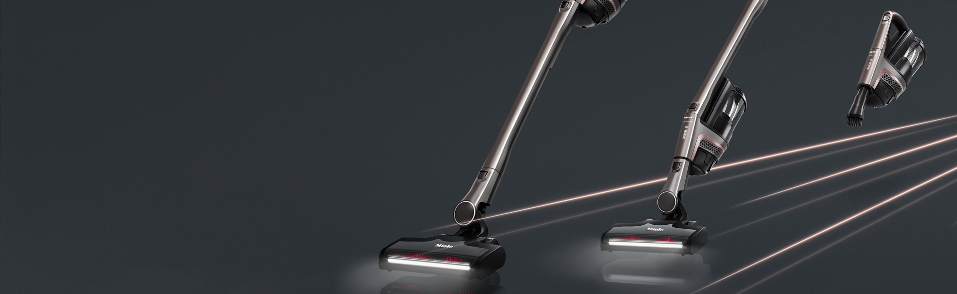 Staubsauger mit unterschiedlichen Aufsätzen