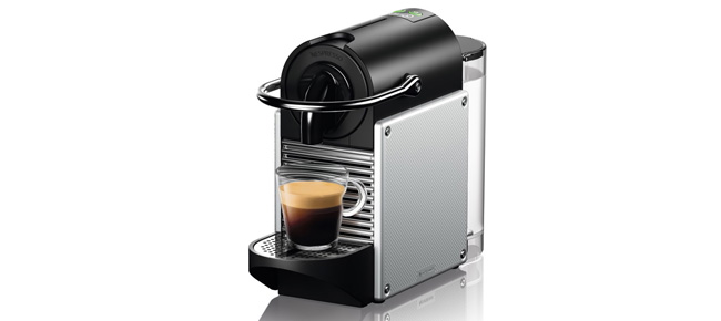 Kaffemaschine mit eingefülltem Kaffee