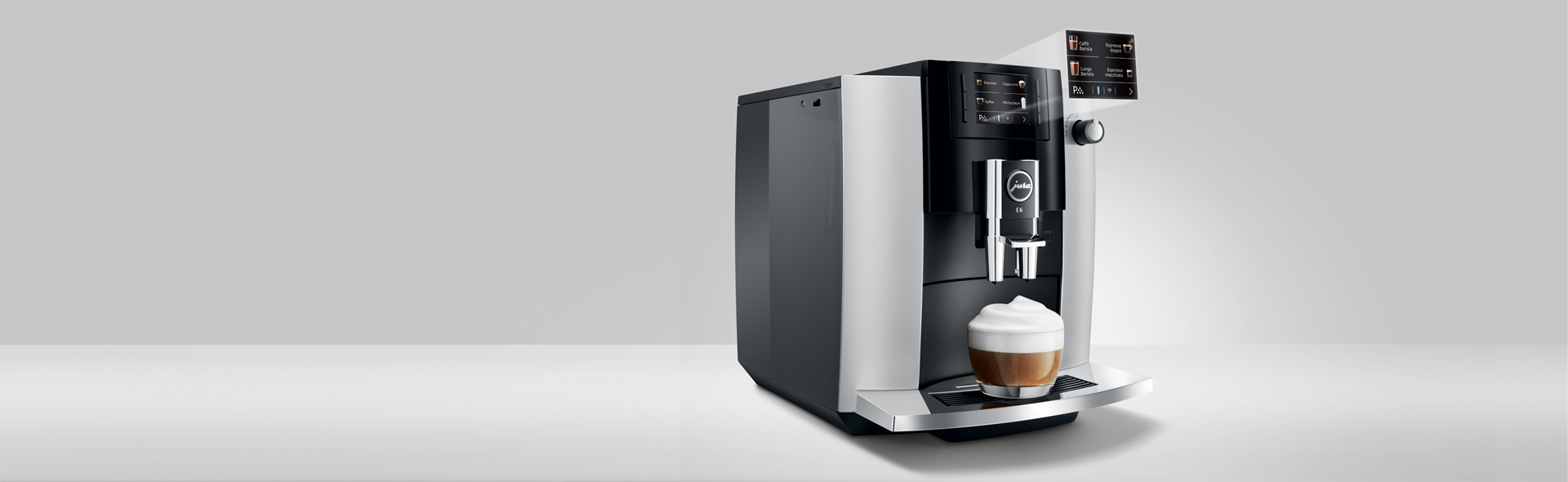 Kaffeeautomat mit voller Kaffetasse