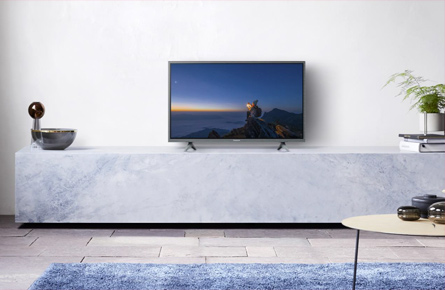Fernseher auf mamorsideboard