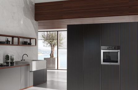 Backofen in einer Wand