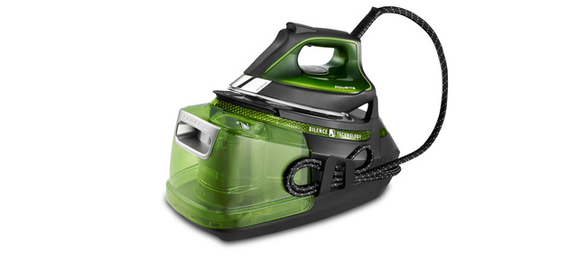 Bügeleisen mit Wassertank