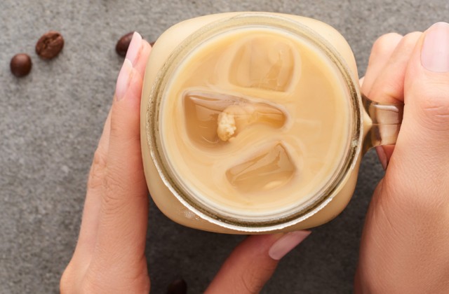 Vorschaubild für den Artikel „Cold Brew Coffee: Perfekt für heiße Sommertage“