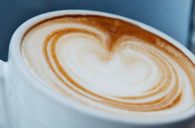 Vorschaubild für den Artikel „Milch aufschäumen“