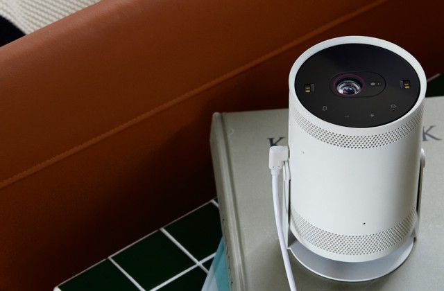 Vorschaubild für den Artikel „Samsung The Freestyle: Der mobile Smart-Projektor“
