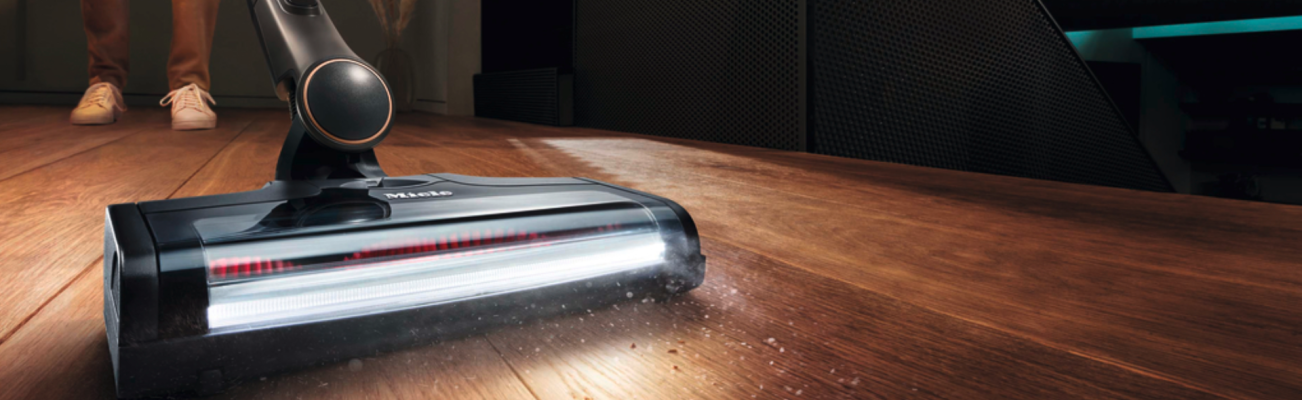 Kopfzeilenbild für die Seite „Gründlich, effizient und komfortabel: Die kabellosen Miele Triflex HX2 Staubsauger“