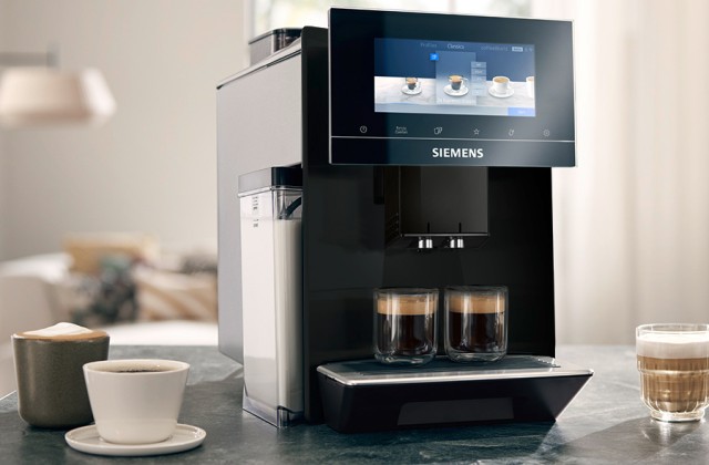 Vorschaubild für den Artikel „Der perfekte Genuss: Die Kaffeespezialitäten der Siemens EQ900 Kaffeevollautomaten“