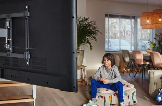 Vorschaubild für den Artikel „Vogel‘s COMFORT: Innovative, stylische und sichere TV-Wandhalterungen zum Drehen und Neigen neuester SmartTVs“