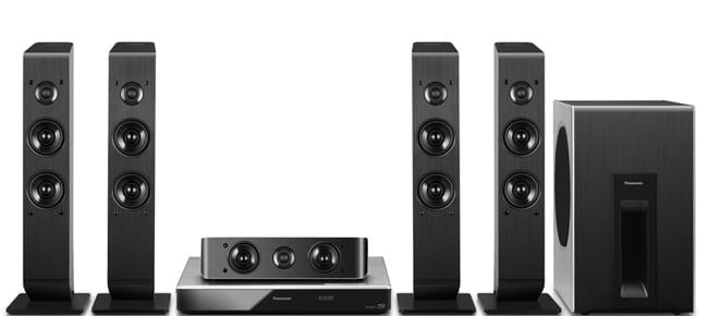 mehrere Soundboxen mit Subwoofer